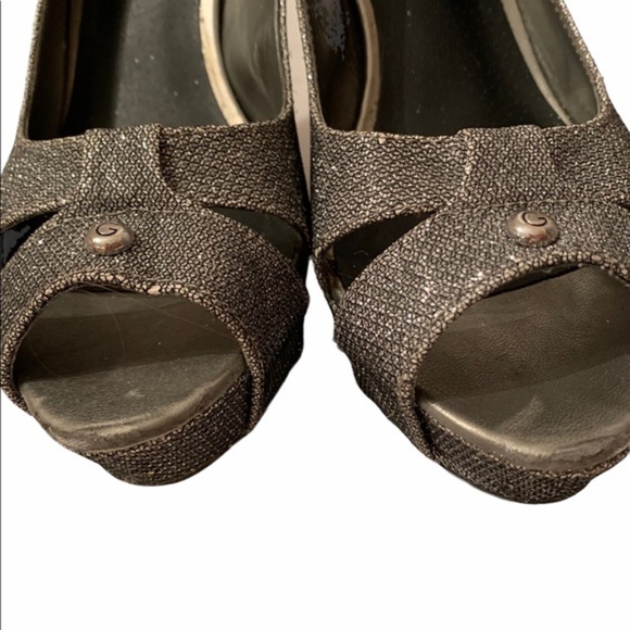 G by Guess Glitter Silver Stilleto shoes - Picture 7 of 8